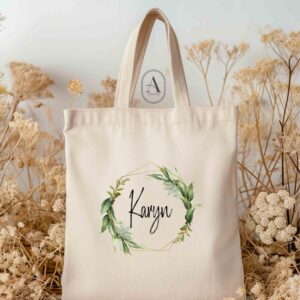 Leaf wreath name tote