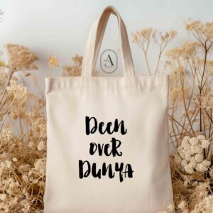 Deen over dunya tote