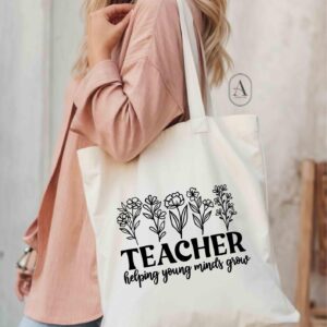 Helping minds grow tote