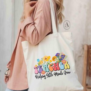 Helping little minds tote