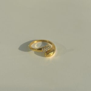 Diamante dome ring